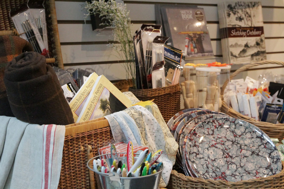 visit-museum-shop-fall-2019